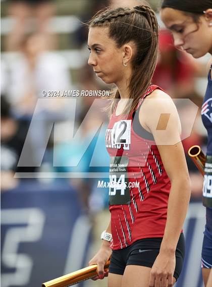 Thumbnail 3 in FHSAA 4A Finals (4 x 800 Meter) photogallery.