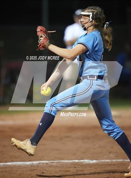 Thumbnail 1 in St. Benedict at Auburndale vs. Northwest Rankin photogallery.