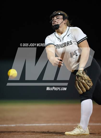 Thumbnail 1 in St. Benedict at Auburndale vs. Northwest Rankin photogallery.