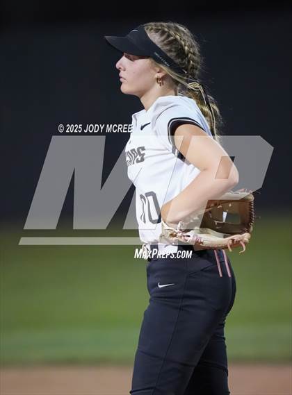 Thumbnail 3 in St. Benedict at Auburndale vs. Northwest Rankin photogallery.