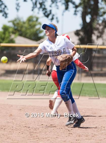 Thumbnail 2 in  Lindhurst vs. Sierra (CIF SJS Championships) photogallery.