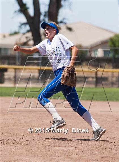 Thumbnail 3 in  Lindhurst vs. Sierra (CIF SJS Championships) photogallery.