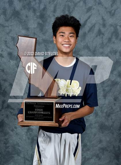Thumbnail 3 in Elk Grove (CIF State D2 Award Photos) photogallery.