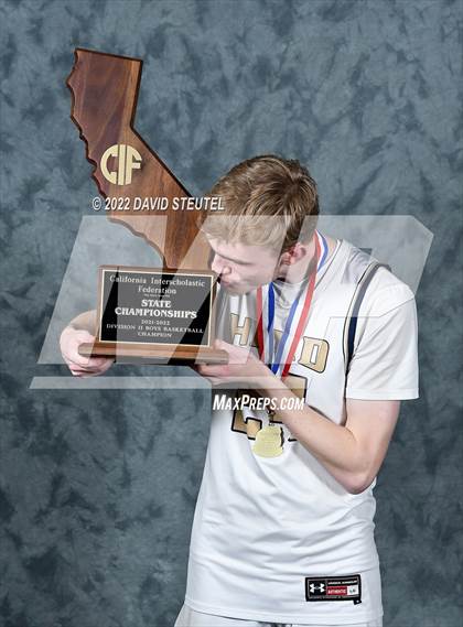 Thumbnail 3 in Elk Grove (CIF State D2 Award Photos) photogallery.