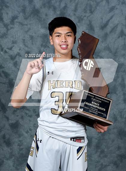 Thumbnail 3 in Elk Grove (CIF State D2 Award Photos) photogallery.