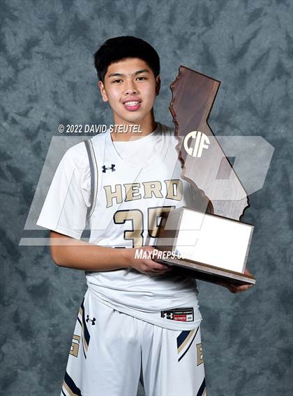Thumbnail 2 in Elk Grove (CIF State D2 Award Photos) photogallery.
