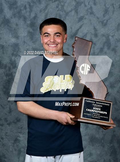 Thumbnail 2 in Elk Grove (CIF State D2 Award Photos) photogallery.