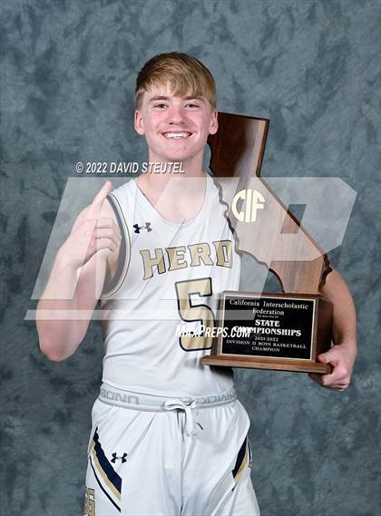 Thumbnail 1 in Elk Grove (CIF State D2 Award Photos) photogallery.