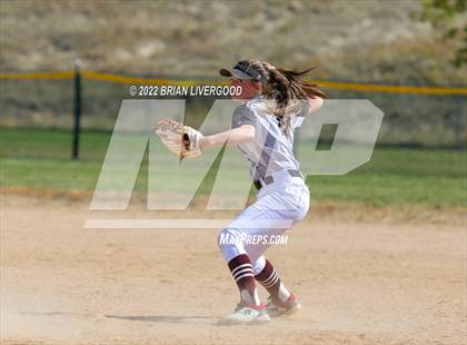 Thumbnail 2 in Roosevelt vs. Silver Creek (CHSAA 4A Region 6 Playoff) photogallery.
