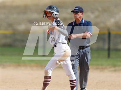 Thumbnail 2 in Roosevelt vs. Silver Creek (CHSAA 4A Region 6 Playoff) photogallery.