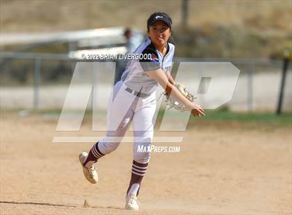 Thumbnail 1 in Roosevelt vs. Silver Creek (CHSAA 4A Region 6 Playoff) photogallery.