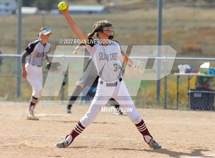 Thumbnail 3 in Roosevelt vs. Silver Creek (CHSAA 4A Region 6 Playoff) photogallery.