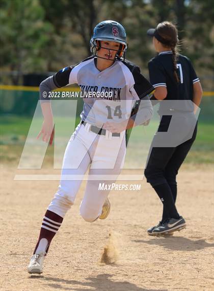 Thumbnail 1 in Roosevelt vs. Silver Creek (CHSAA 4A Region 6 Playoff) photogallery.