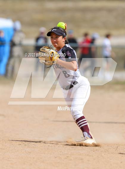 Thumbnail 1 in Roosevelt vs. Silver Creek (CHSAA 4A Region 6 Playoff) photogallery.