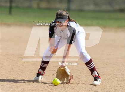 Thumbnail 2 in Roosevelt vs. Silver Creek (CHSAA 4A Region 6 Playoff) photogallery.