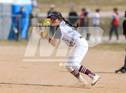 Thumbnail 3 in Roosevelt vs. Silver Creek (CHSAA 4A Region 6 Playoff) photogallery.