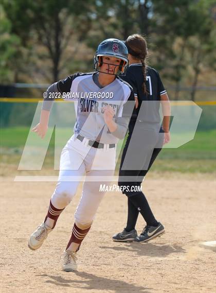 Thumbnail 3 in Roosevelt vs. Silver Creek (CHSAA 4A Region 6 Playoff) photogallery.