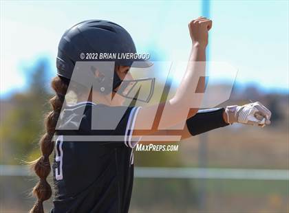 Thumbnail 2 in Roosevelt vs. Silver Creek (CHSAA 4A Region 6 Playoff) photogallery.