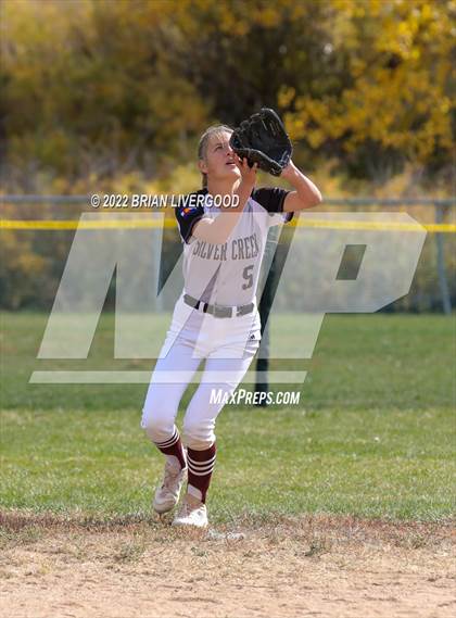 Thumbnail 1 in Roosevelt vs. Silver Creek (CHSAA 4A Region 6 Playoff) photogallery.
