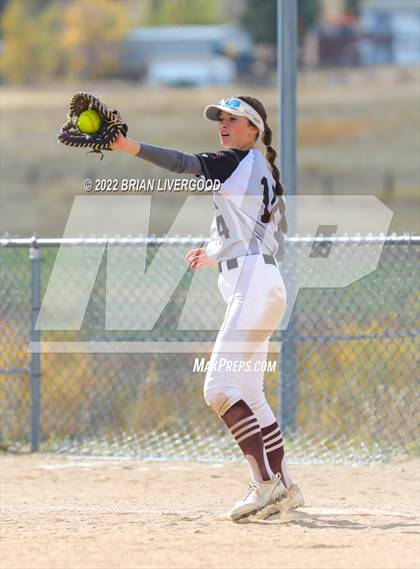 Thumbnail 1 in Roosevelt vs. Silver Creek (CHSAA 4A Region 6 Playoff) photogallery.
