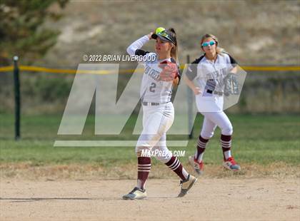 Thumbnail 1 in Roosevelt vs. Silver Creek (CHSAA 4A Region 6 Playoff) photogallery.