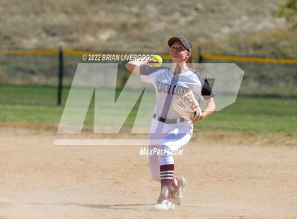 Thumbnail 3 in Roosevelt vs. Silver Creek (CHSAA 4A Region 6 Playoff) photogallery.