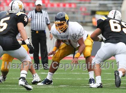 Thumbnail 3 in Upper Arlington vs. Springfield (Kirk Herbstreit National Kickoff Classic) photogallery.