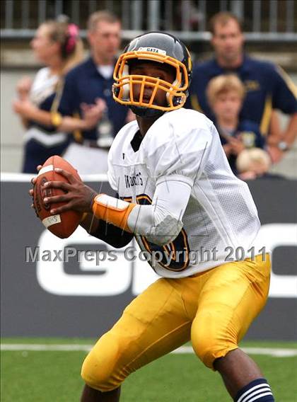 Thumbnail 3 in Upper Arlington vs. Springfield (Kirk Herbstreit National Kickoff Classic) photogallery.