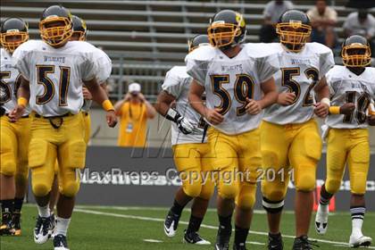Thumbnail 3 in Upper Arlington vs. Springfield (Kirk Herbstreit National Kickoff Classic) photogallery.