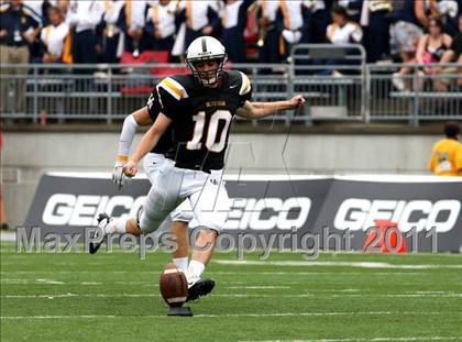 Thumbnail 1 in Upper Arlington vs. Springfield (Kirk Herbstreit National Kickoff Classic) photogallery.