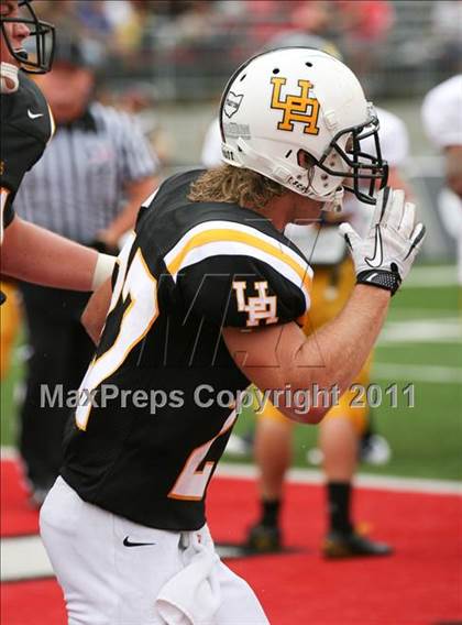 Thumbnail 1 in Upper Arlington vs. Springfield (Kirk Herbstreit National Kickoff Classic) photogallery.