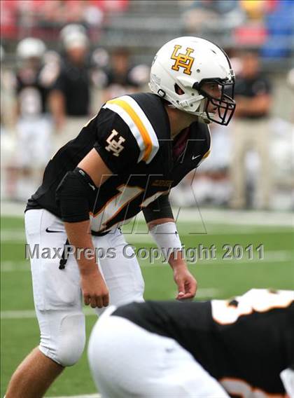 Thumbnail 2 in Upper Arlington vs. Springfield (Kirk Herbstreit National Kickoff Classic) photogallery.