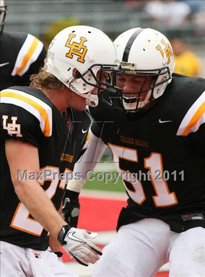 Thumbnail 3 in Upper Arlington vs. Springfield (Kirk Herbstreit National Kickoff Classic) photogallery.