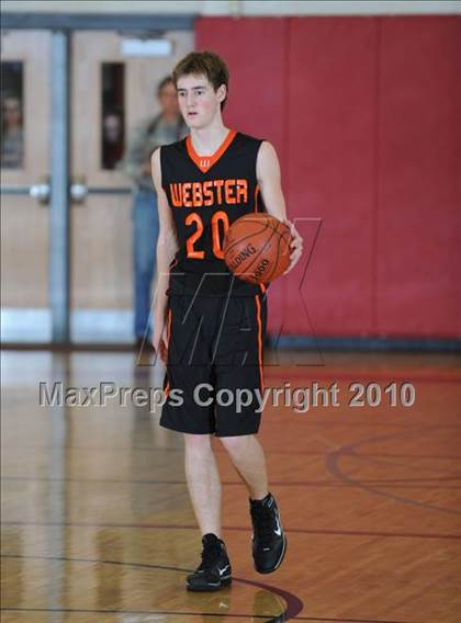 Thumbnail 2 in Webster vs. Regis (D3 Sectional Semifinal) photogallery.