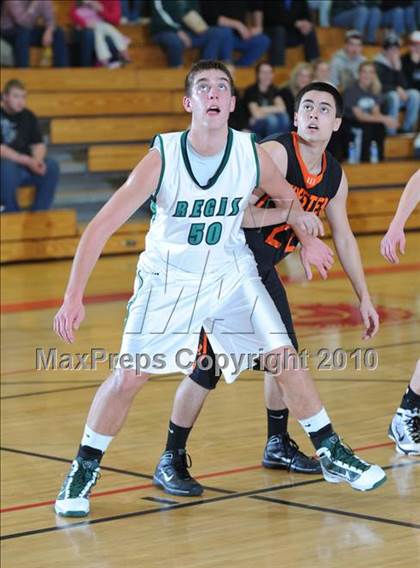Thumbnail 1 in Webster vs. Regis (D3 Sectional Semifinal) photogallery.