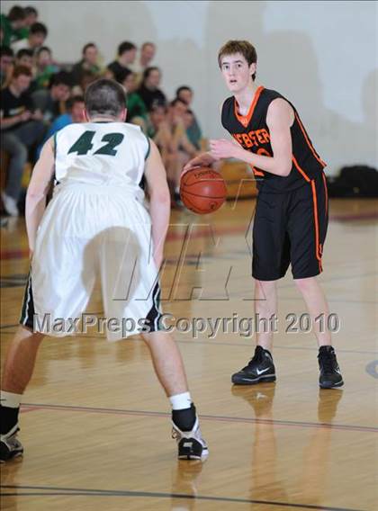 Thumbnail 3 in Webster vs. Regis (D3 Sectional Semifinal) photogallery.