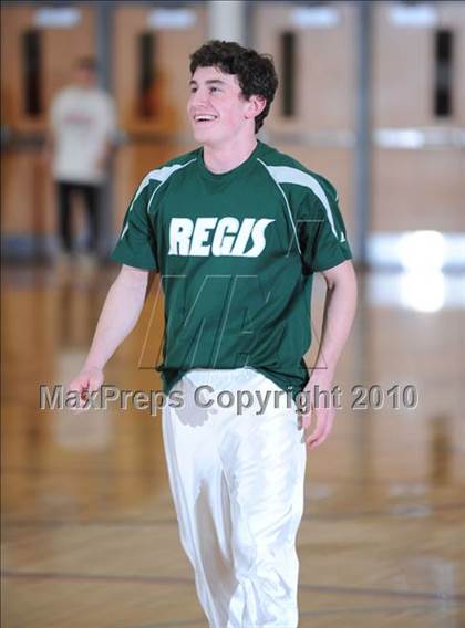 Thumbnail 3 in Webster vs. Regis (D3 Sectional Semifinal) photogallery.