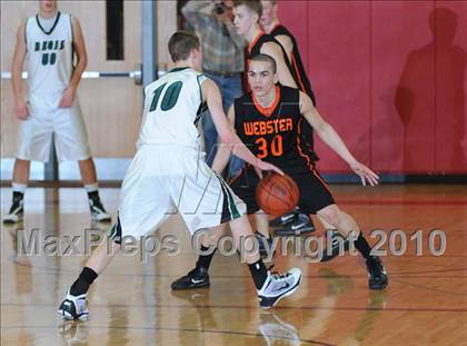 Thumbnail 3 in Webster vs. Regis (D3 Sectional Semifinal) photogallery.