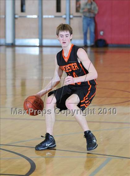 Thumbnail 2 in Webster vs. Regis (D3 Sectional Semifinal) photogallery.