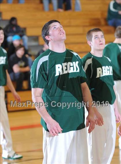 Thumbnail 2 in Webster vs. Regis (D3 Sectional Semifinal) photogallery.