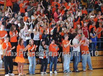 Thumbnail 1 in Webster vs. Regis (D3 Sectional Semifinal) photogallery.