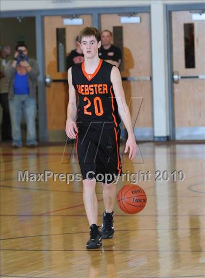 Thumbnail 1 in Webster vs. Regis (D3 Sectional Semifinal) photogallery.