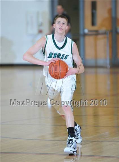Thumbnail 3 in Webster vs. Regis (D3 Sectional Semifinal) photogallery.