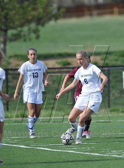 Thumbnail 3 in Kent Denver vs. Alamosa (CHSSA 3A 1st Round) photogallery.