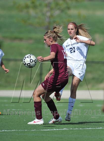 Thumbnail 2 in Kent Denver vs. Alamosa (CHSSA 3A 1st Round) photogallery.