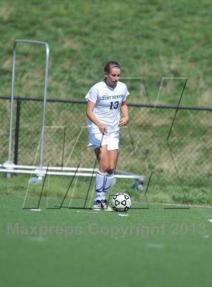 Thumbnail 3 in Kent Denver vs. Alamosa (CHSSA 3A 1st Round) photogallery.