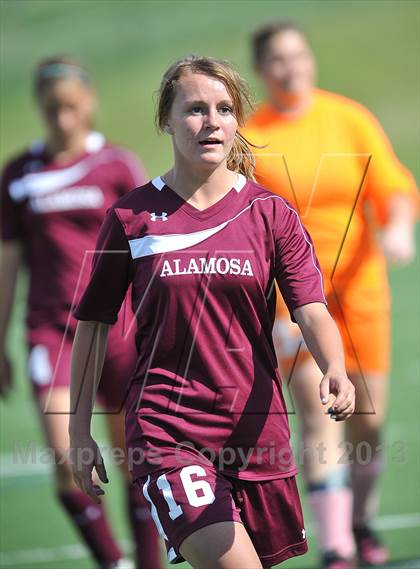 Thumbnail 2 in Kent Denver vs. Alamosa (CHSSA 3A 1st Round) photogallery.