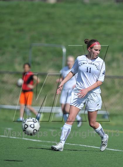 Thumbnail 1 in Kent Denver vs. Alamosa (CHSSA 3A 1st Round) photogallery.