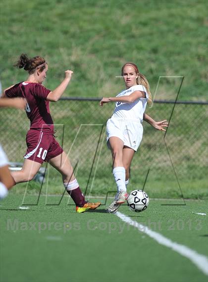 Thumbnail 1 in Kent Denver vs. Alamosa (CHSSA 3A 1st Round) photogallery.