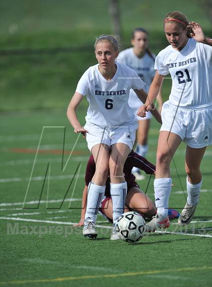 Thumbnail 3 in Kent Denver vs. Alamosa (CHSSA 3A 1st Round) photogallery.